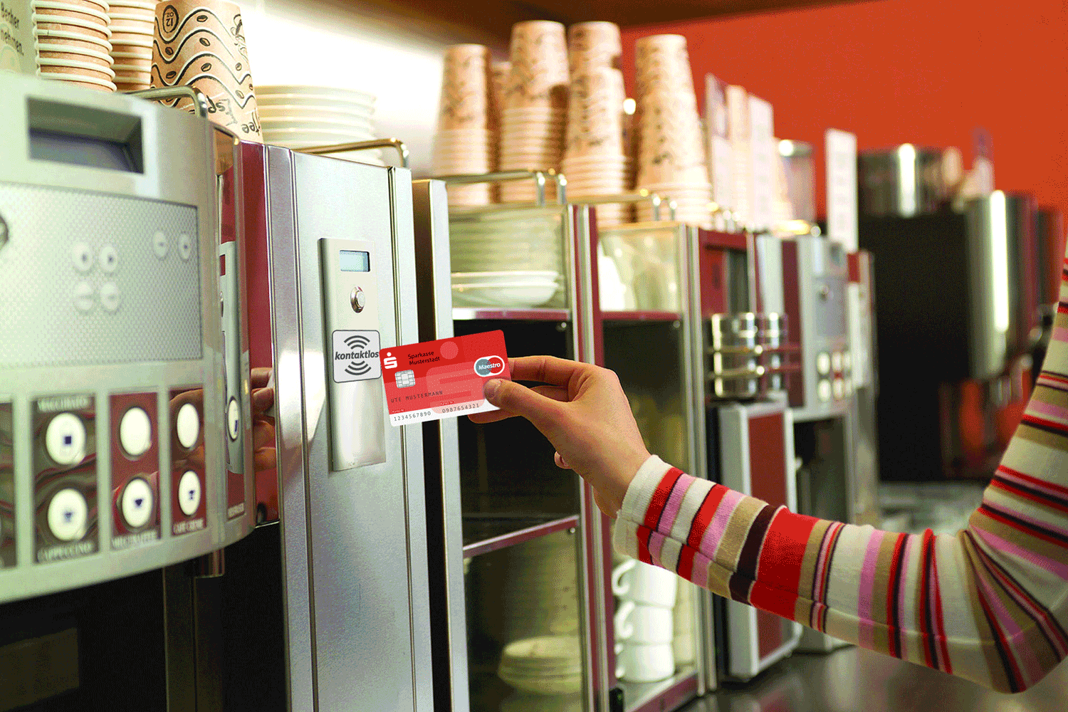 Neue SparkassenCard ermöglicht kontaktloses Bezahlen