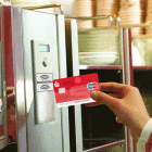 NFC-Chip in der Kundenkarte ermöglicht kontaktloses Bezahlen