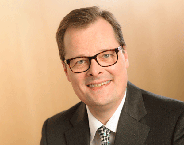 Prof. Dr. Joachim Wuermeling, Chef der Spardabanken, zur Digitalisierung