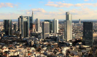 Blick auf die Bankenmetropole Frankfurt am Main